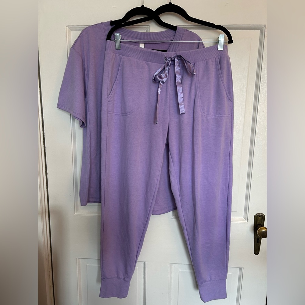 Matching Lounge Set Pants Short Sleeve Top Women's Size XL Light Purple